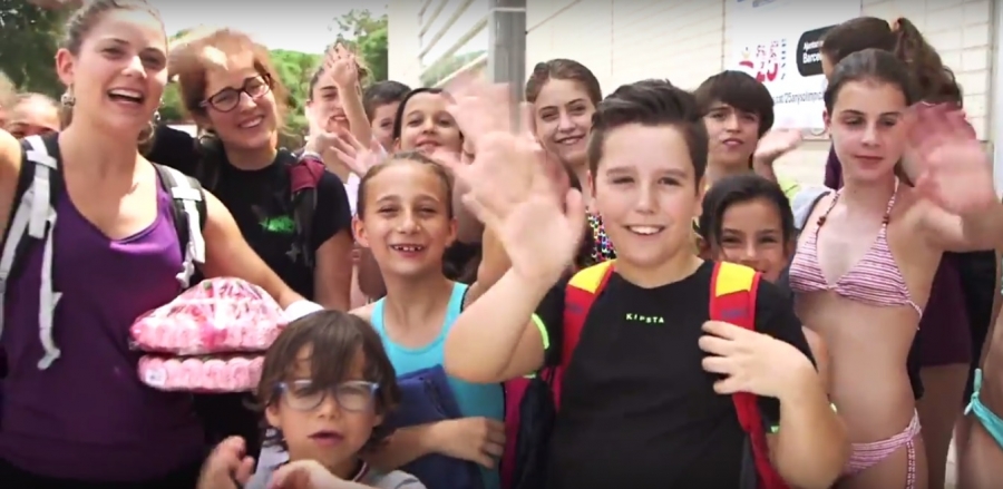VÍDEO: Gol Zap visita als nens de les Estades d&#039;Estiu de l&#039;INEF Barcelona